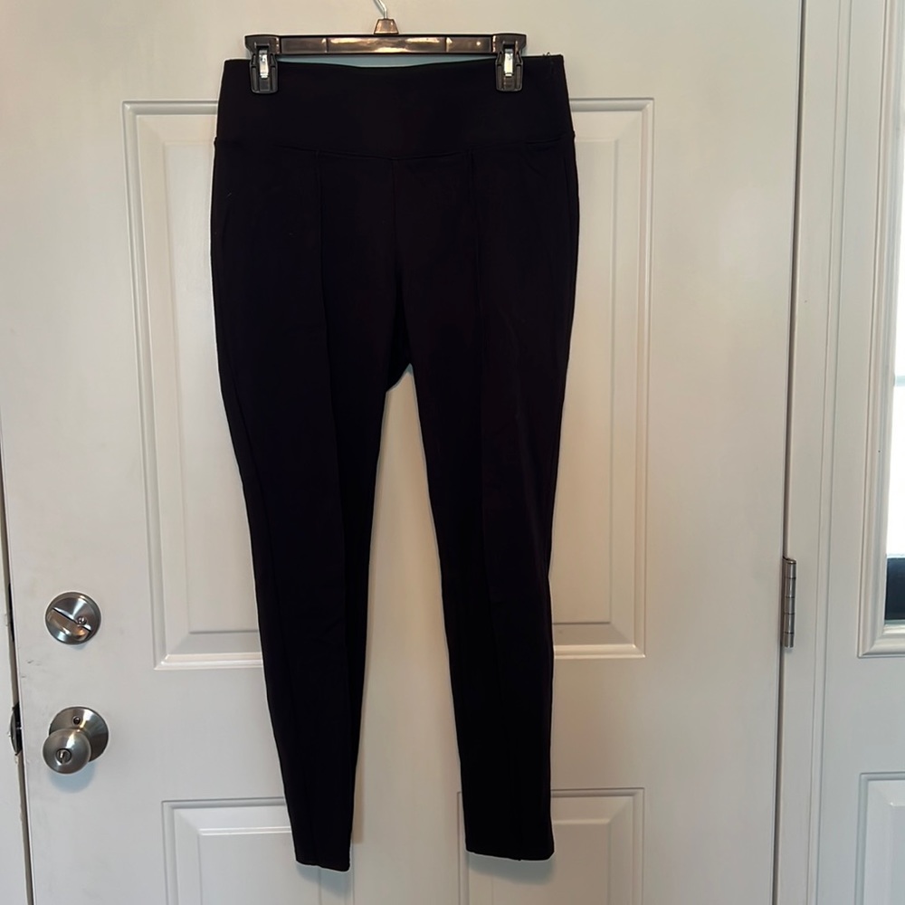 Nine West black leggings.